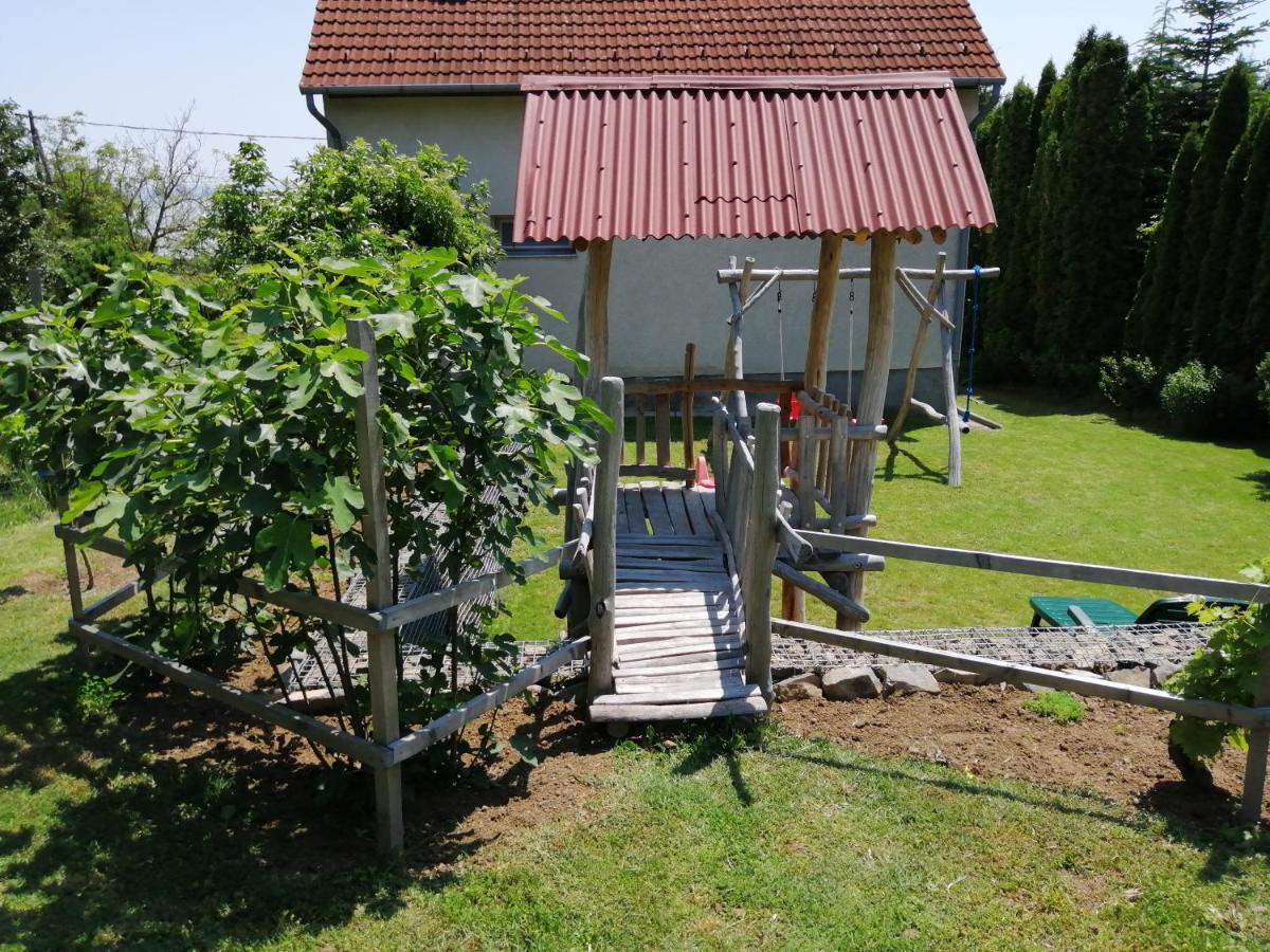 Kámán Nyaraló Badacsonytomaj Exterior foto